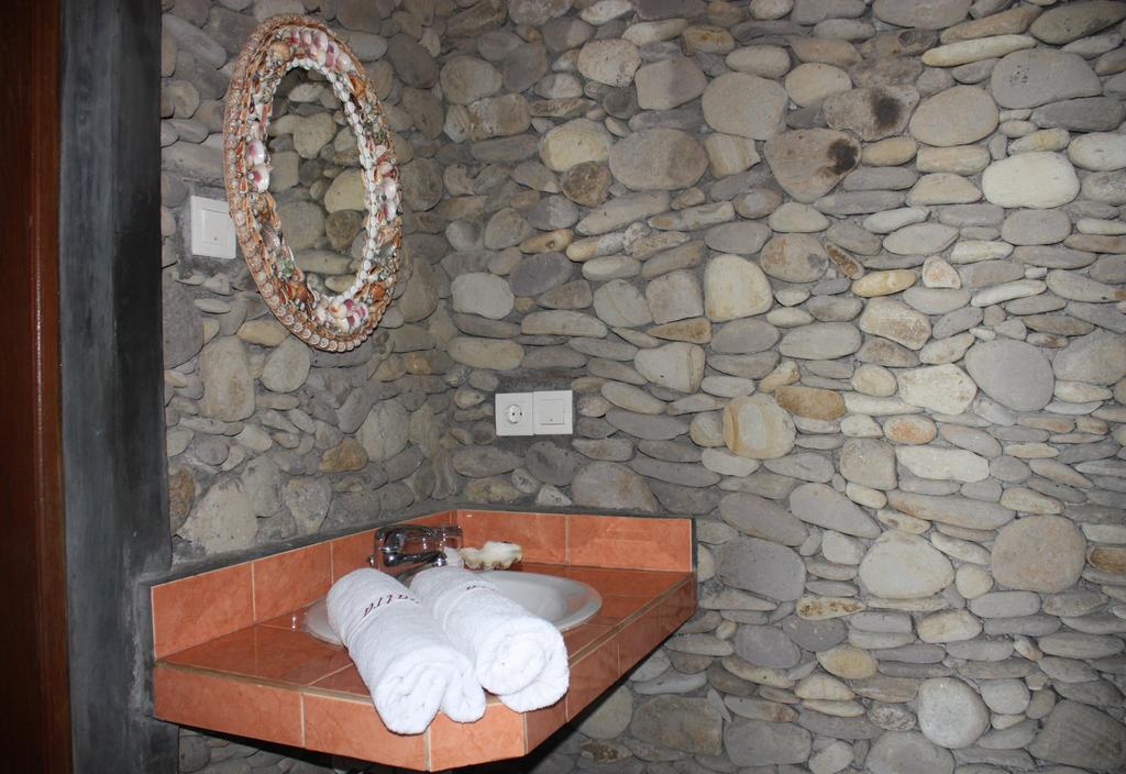 Cleopatra Beach Bungalows Hotel Lovina Kamer foto